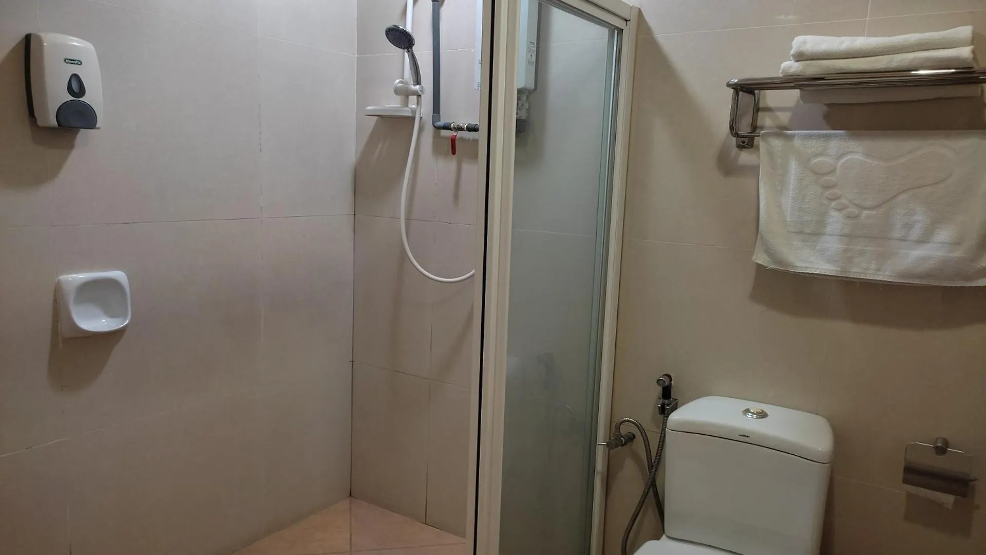 Hotel D'New 1 Kk Sabah Donggongon ماليزيا